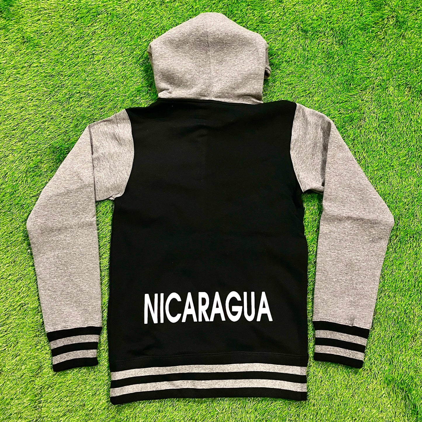 NICARAGUA CHAQUETA GORRO Y ZIPPER