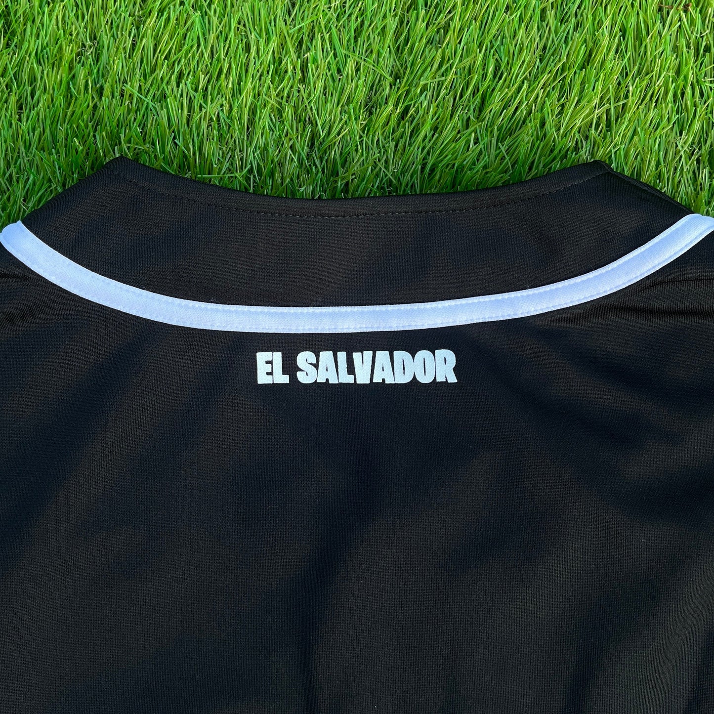 Camiseta de béisbol negra El Salvador